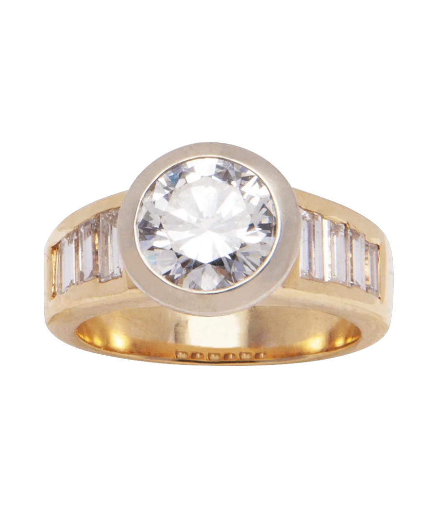 SOLITAIRE ACCOMPAGNÉ 3,31CT
